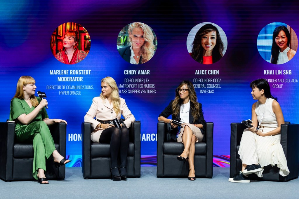 Digital Assets & Financial Institutions: CeFi vs.&nbsp;DeFi